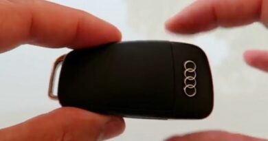 Replacing Audi Key Battery